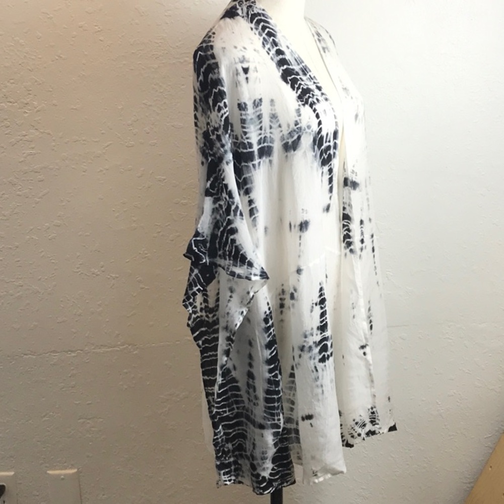 Alligator hand treated tie dye cover up